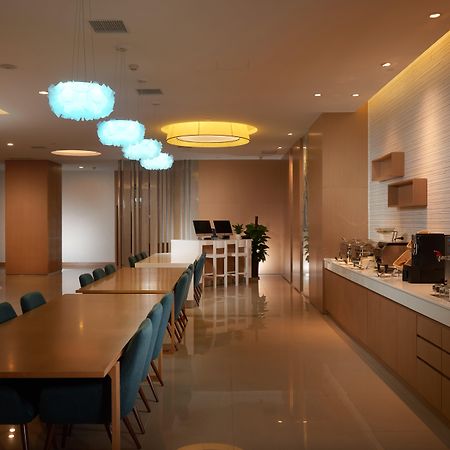 Holiday Inn Express Luoyang Yichuan By Ihg Екстер'єр фото