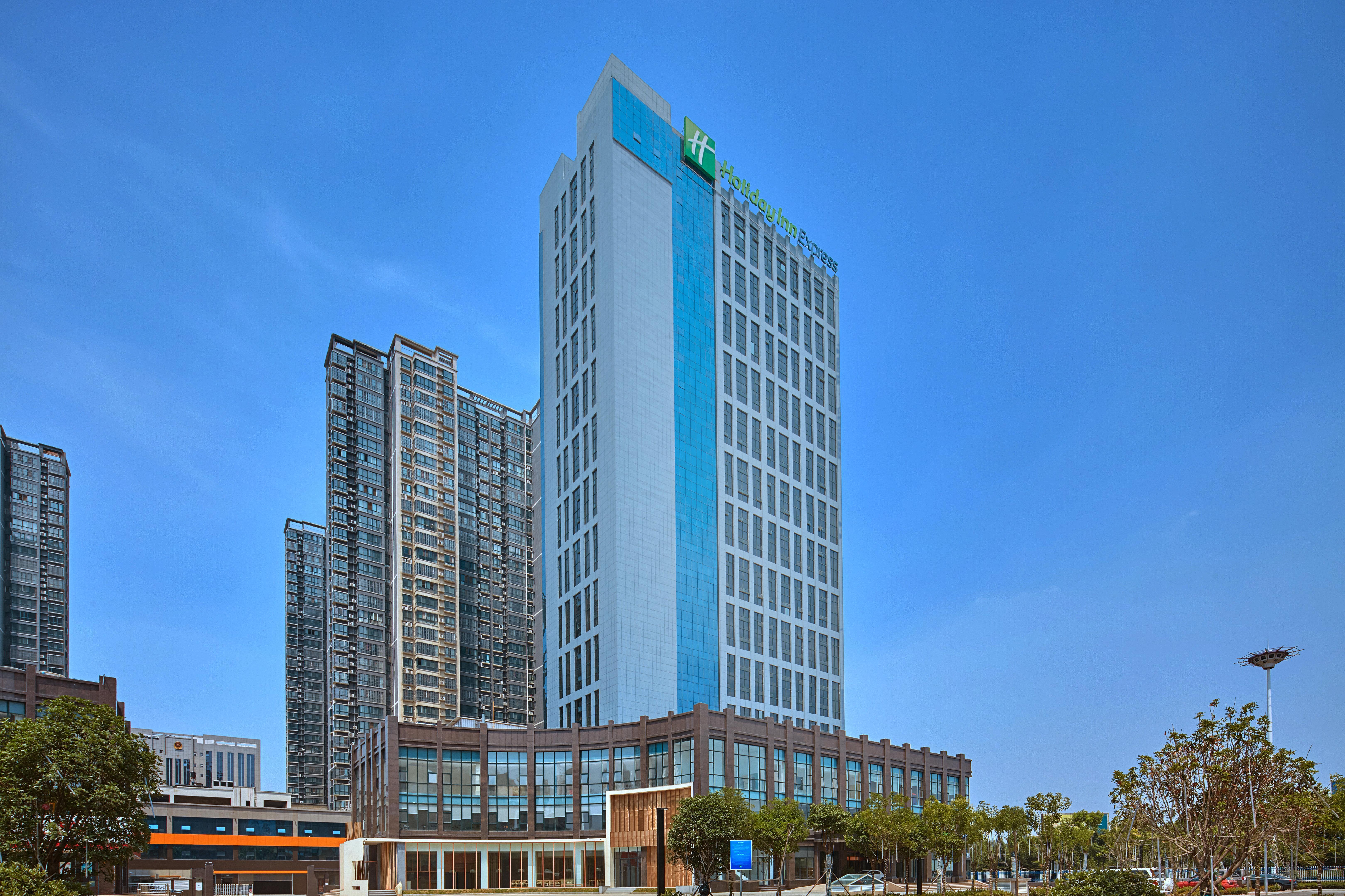 Holiday Inn Express Luoyang Yichuan By Ihg Екстер'єр фото