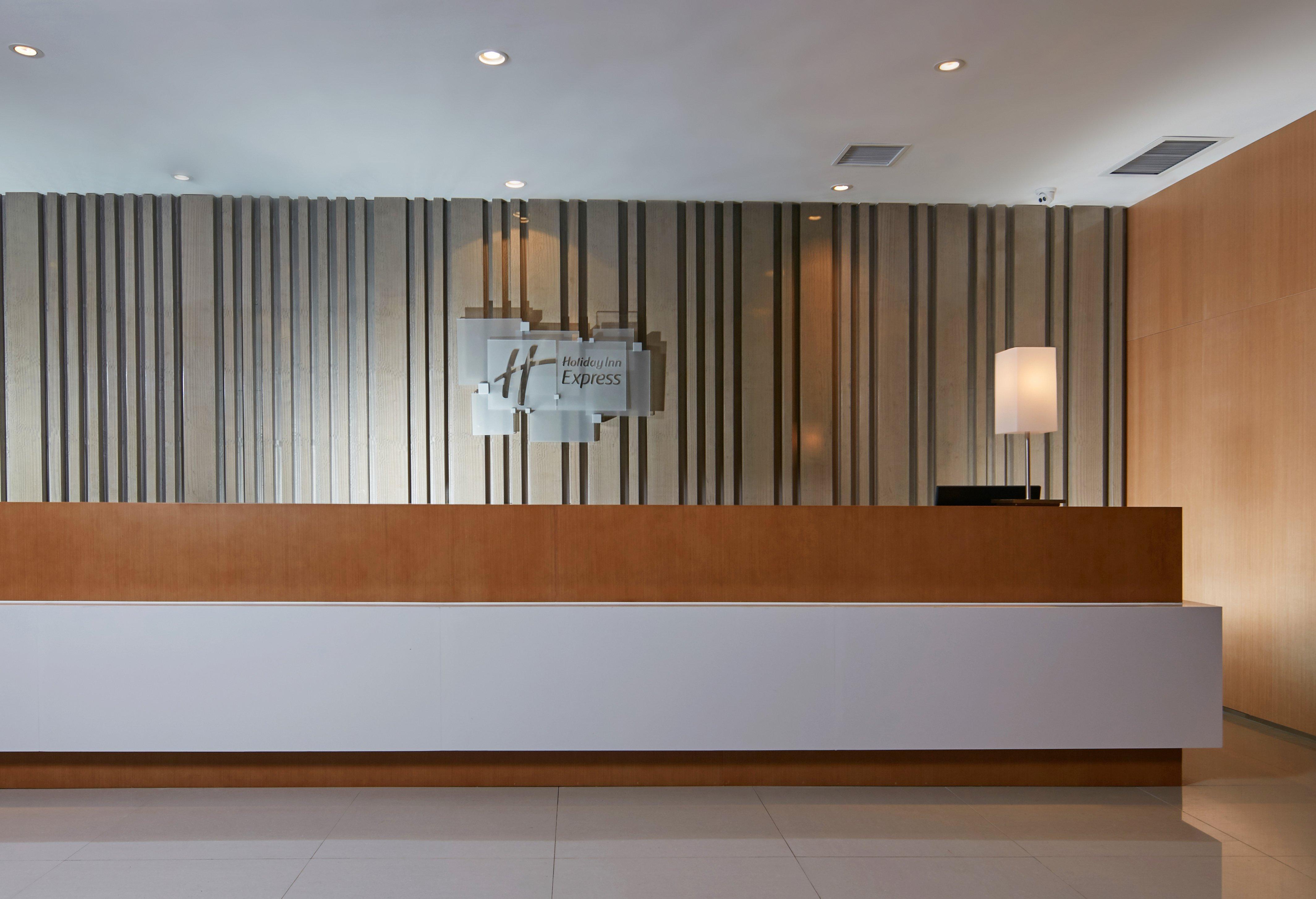 Holiday Inn Express Luoyang Yichuan By Ihg Екстер'єр фото