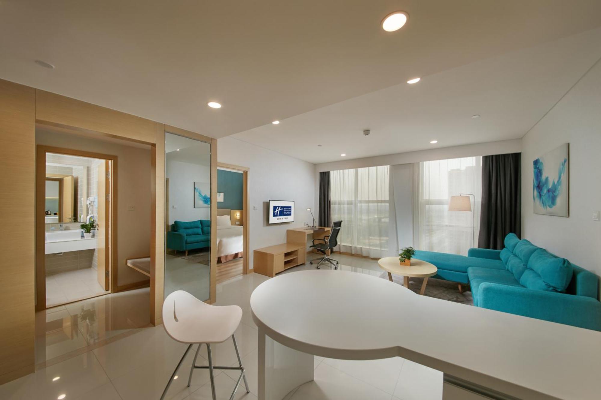 Holiday Inn Express Luoyang Yichuan By Ihg Екстер'єр фото