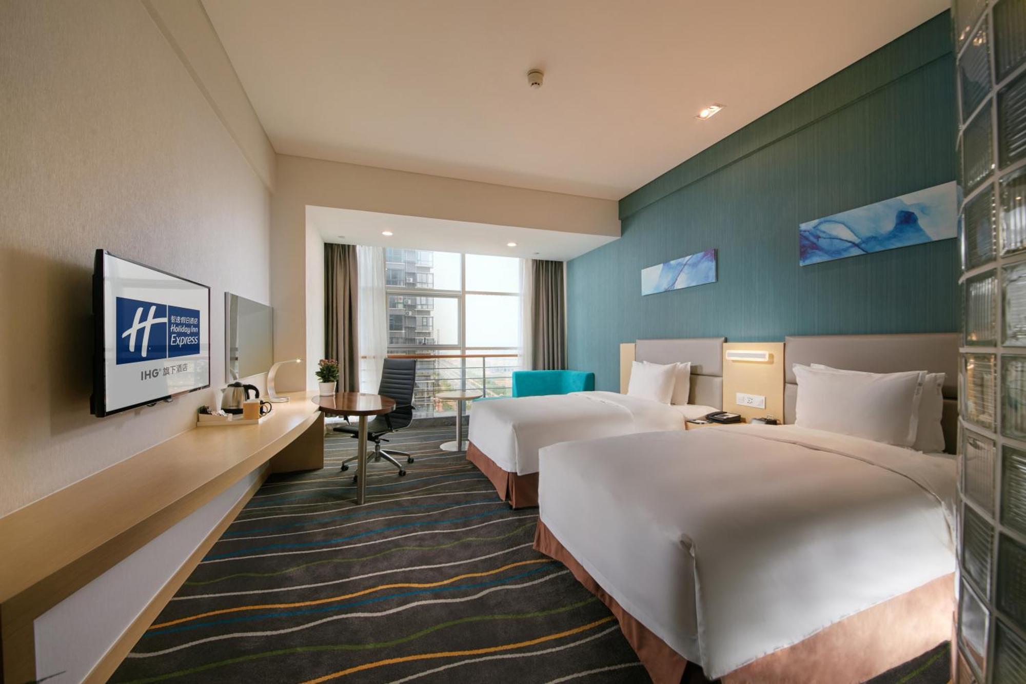 Holiday Inn Express Luoyang Yichuan By Ihg Екстер'єр фото